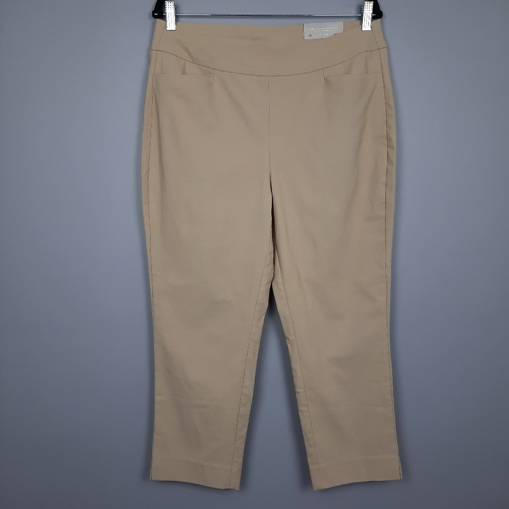 Chico's So Slimming Brigitte Side Vent Slim Crop Pants in Sand size 12